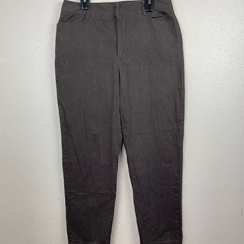 Gloria Vanderbilt Brown Pants Size 16 EUC